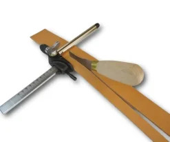 Coltello tagliacinghie con guida 10cm per Calzolaio o Pelletterie