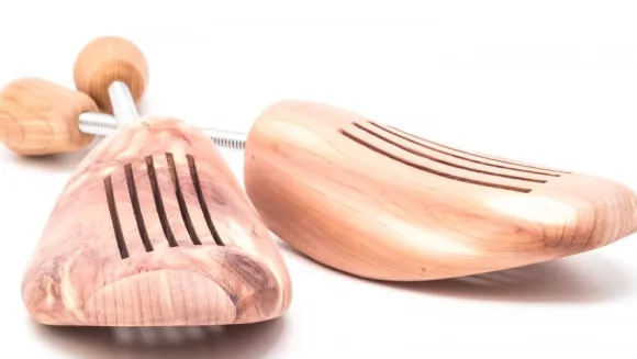 Tendiscarpe a Molla in Legno di Cedro - Forme da Scarpe